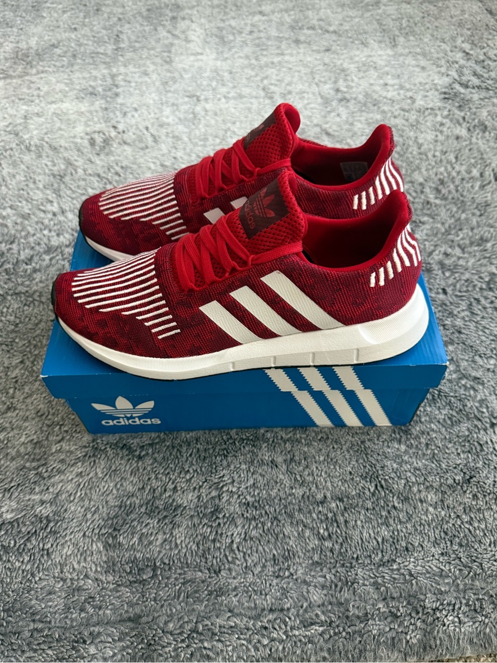 Men’s Adidas Sneakers, Swift Run, Size 10.5
